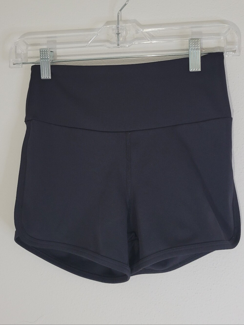 Forever 21 Women SIZE S Black High-Rise Athletic Shorts‎